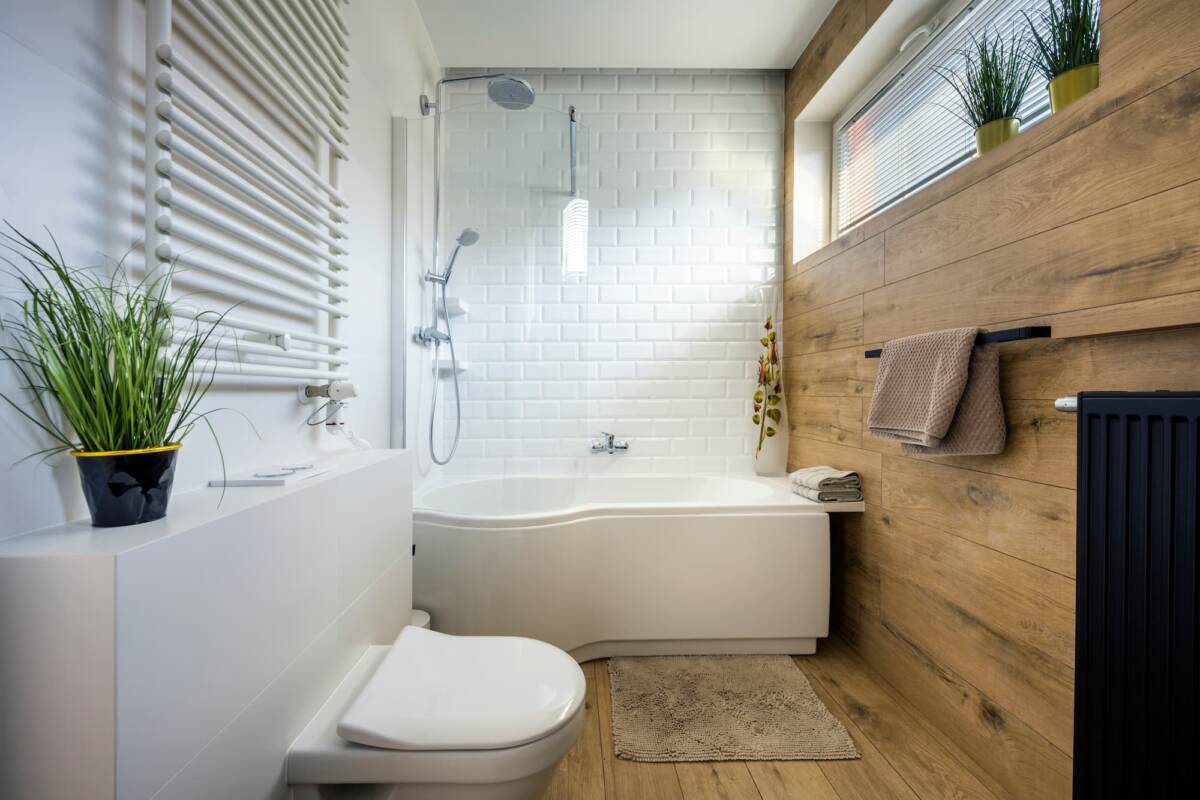 PETITE_SALLE_DE_BAIN | HM déco Comment optimiser une petite salle de bain grâce à un aménagement sur mesure ? Montbéliard 0